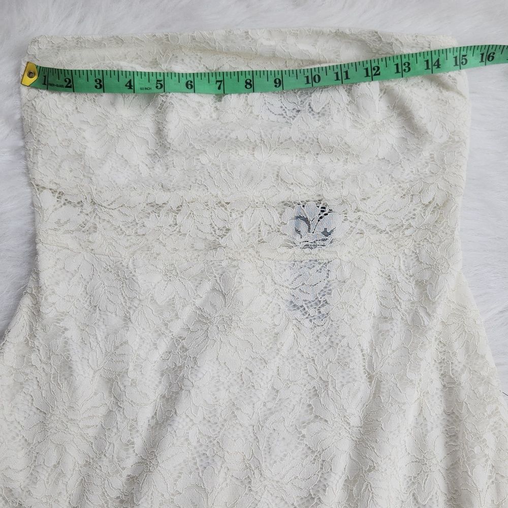 Lulu's NWT Strapless Lace Mini Dress Style #11214L Cream Ivory Medium - Picture 2 of 8